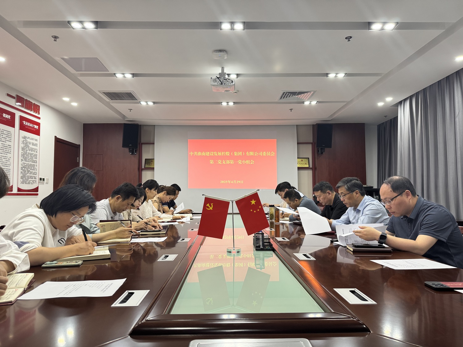 39d9f1dd71bf590e6bca1d5802dec16